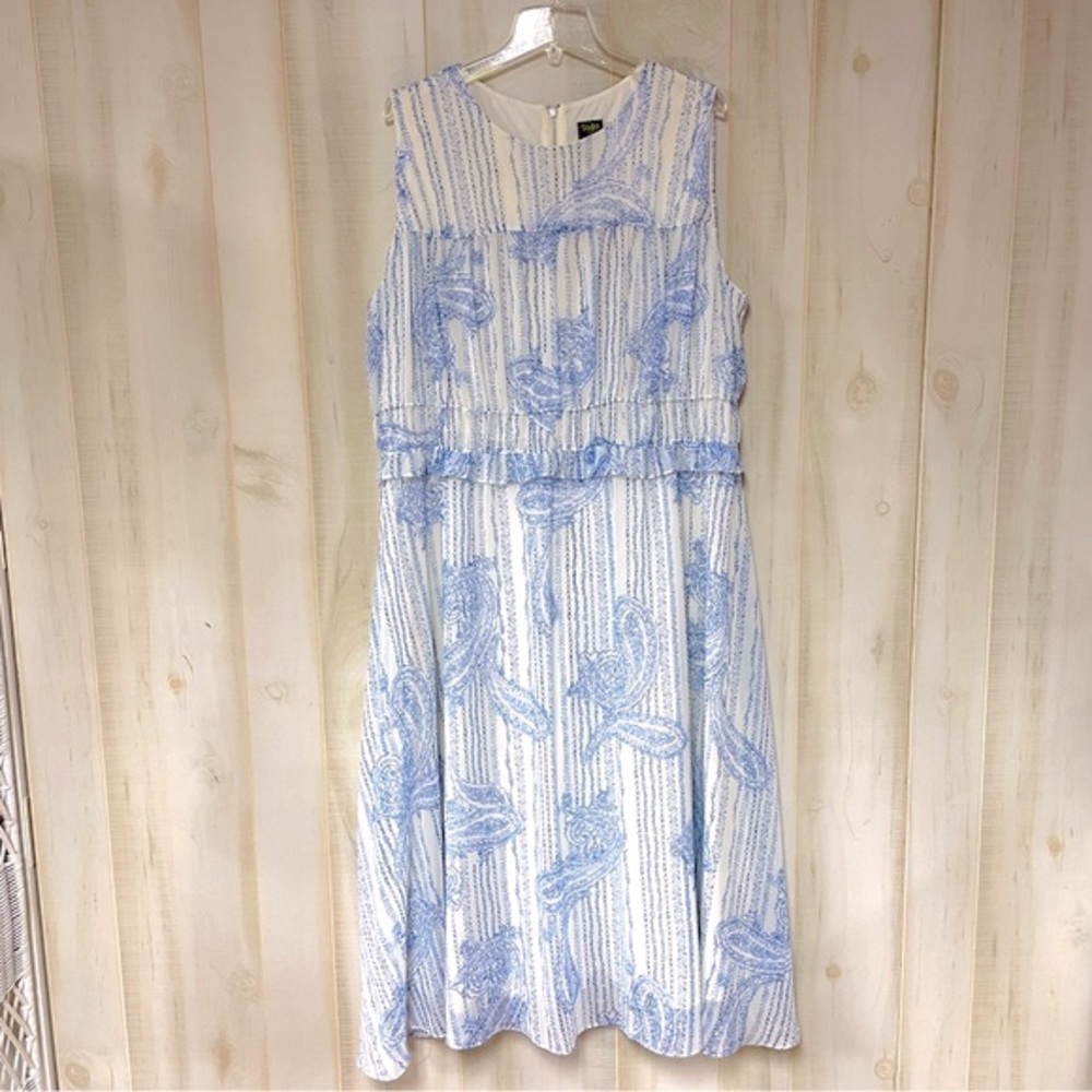 Taylor Woman White And Blue Print Sleeveless Ruffle Maxi Dress Sz 18W